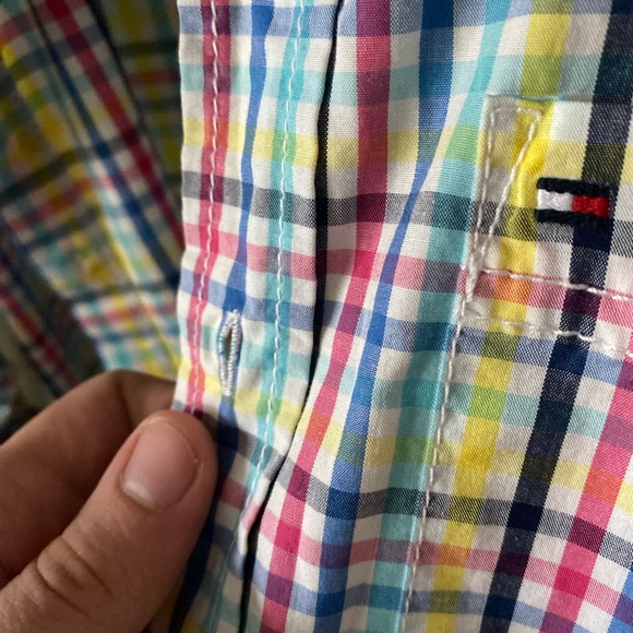 Tommy Hilfiger Button-Down Shirt - Picture 3 of 4
